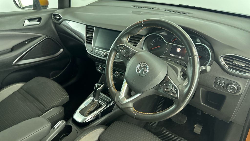 Vauxhall Crossland X Elite White #9