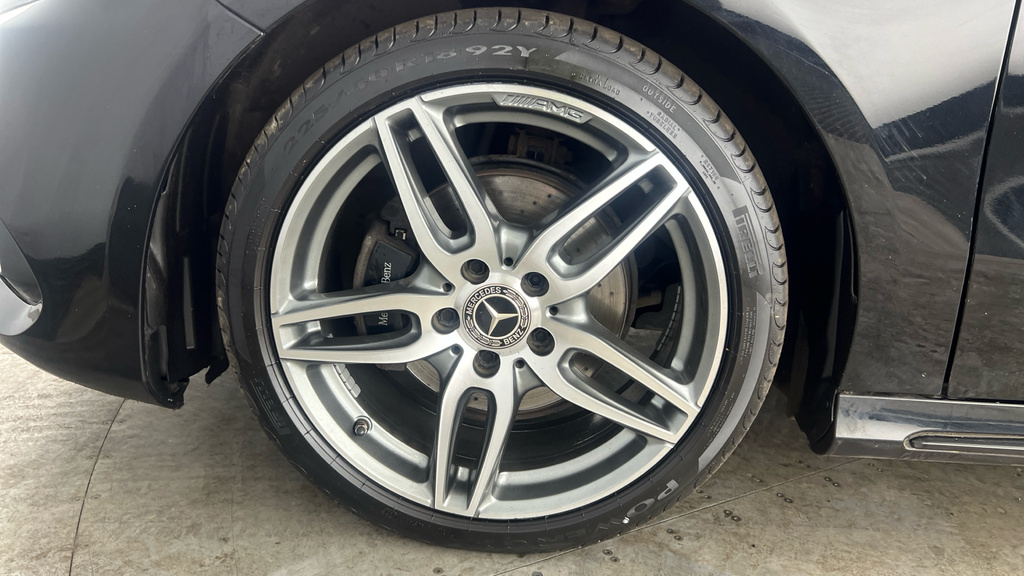 Mercedes-Benz A Class Amg Line Executive White #22