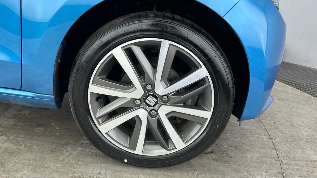 Seat MII 36.8Kwh Hatchback 83 Ps Red #25