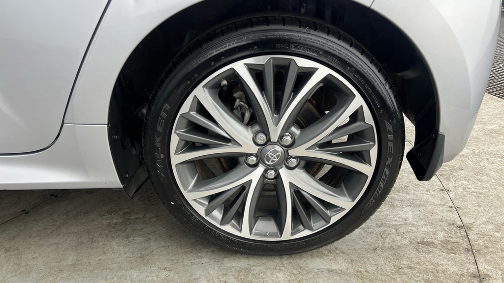 Toyota Yaris Dynamic Black #22