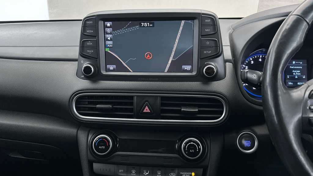 Hyundai Kona Hatchback Silver #18