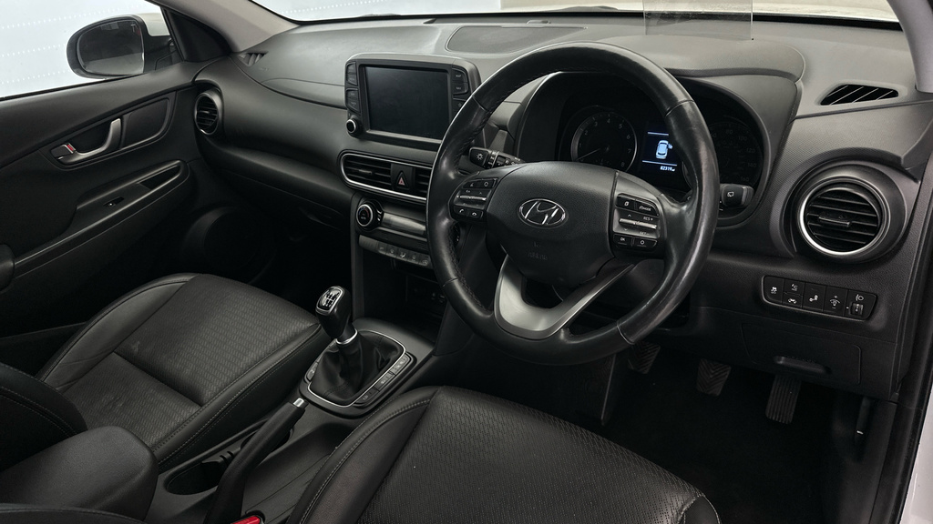 Hyundai Kona Hatchback Silver #11