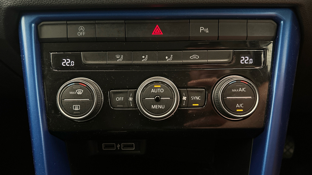 Volkswagen T-Roc Hatchback Red #14