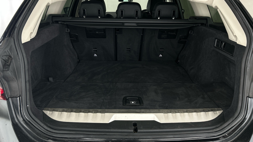 BMW 3 Series 330E Se Pro Step Blue #24