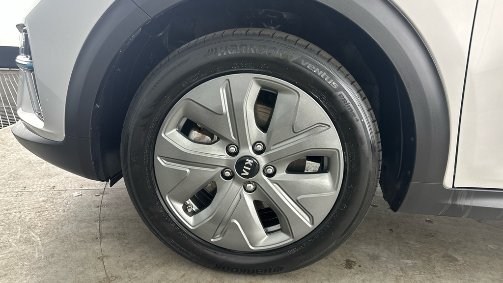 Kia e-Niro 150Kw 4 64Kwh Black #23