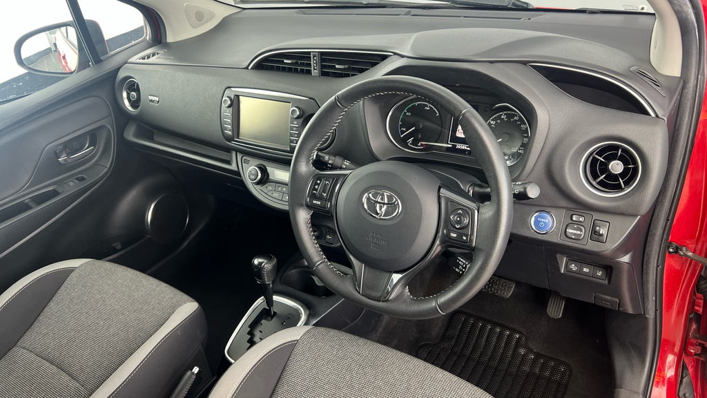 Toyota Yaris Red #9