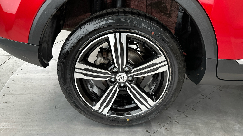 MG ZS 1.5L Excite Black #25