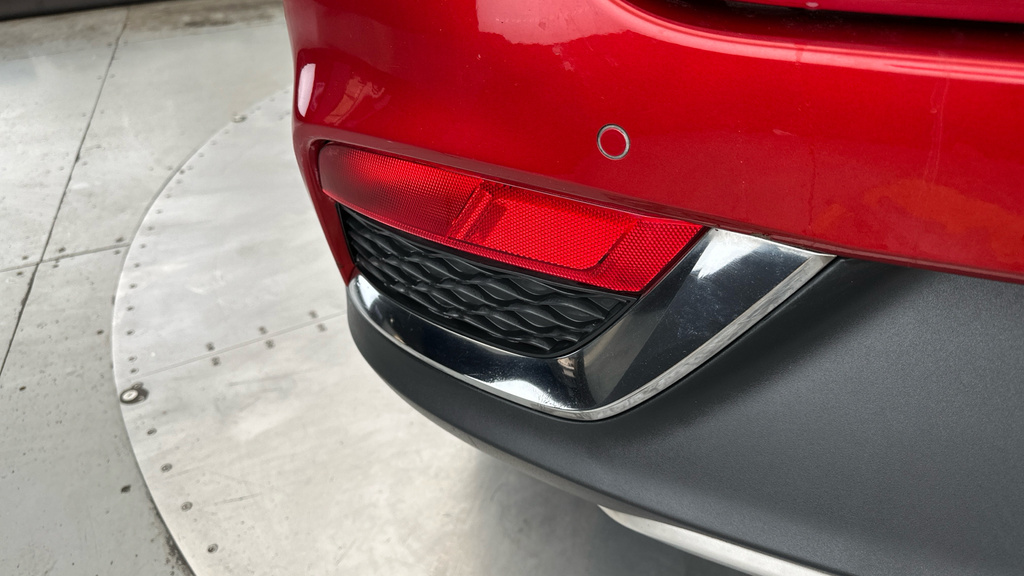 MG ZS 1.5L Excite Black #5