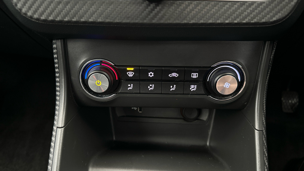 MG ZS 1.5L Excite Black #16