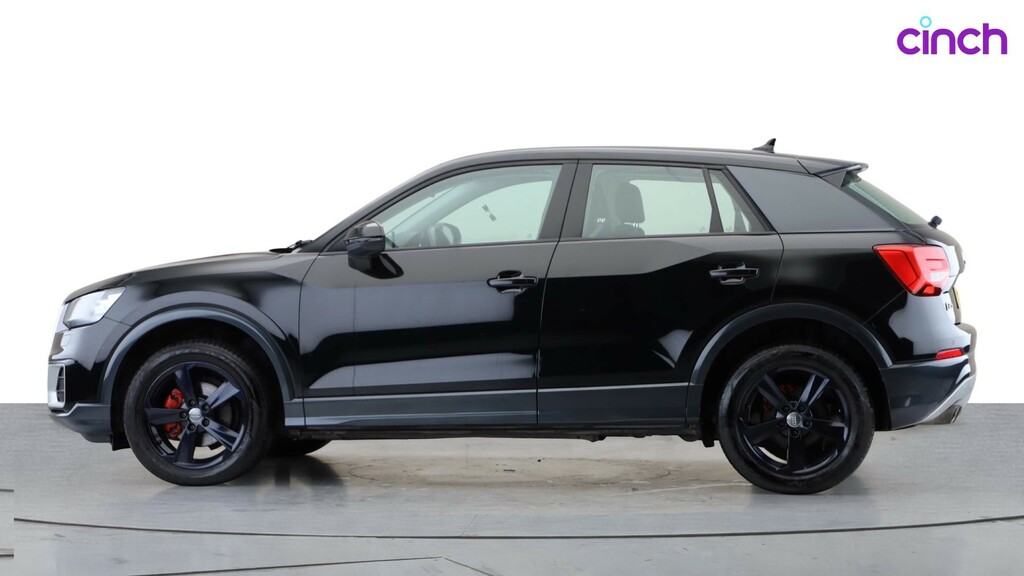 Audi Q2 30 Tdi Sport Yellow #7