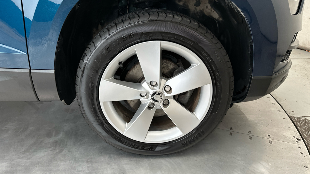 Skoda Karoq Se Technology Blue #24