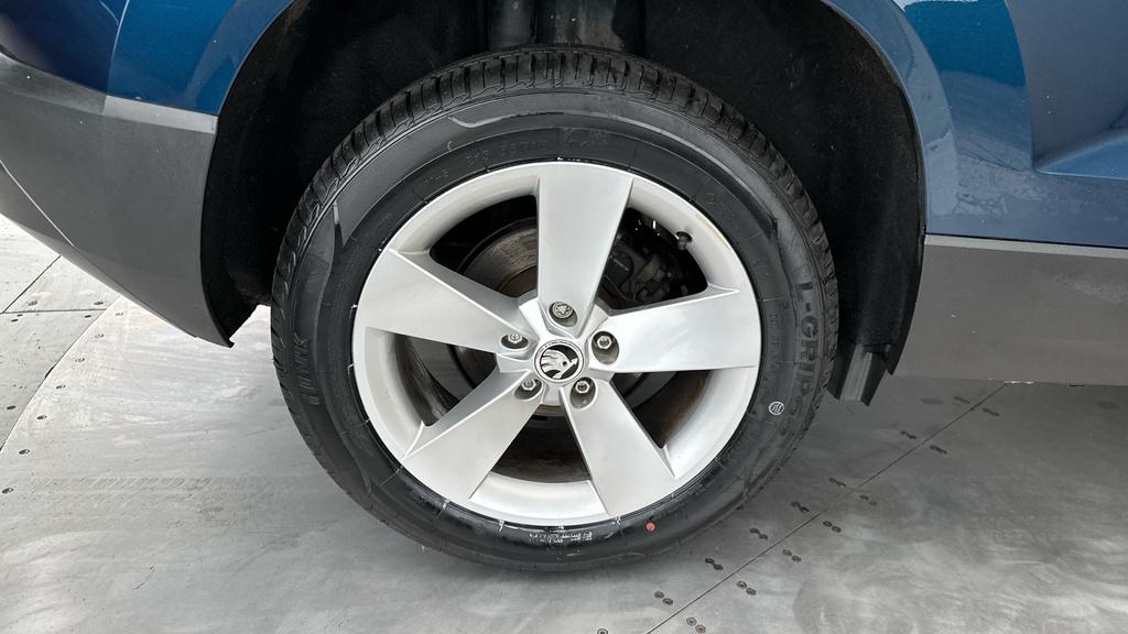 Skoda Karoq Se Technology Blue #23