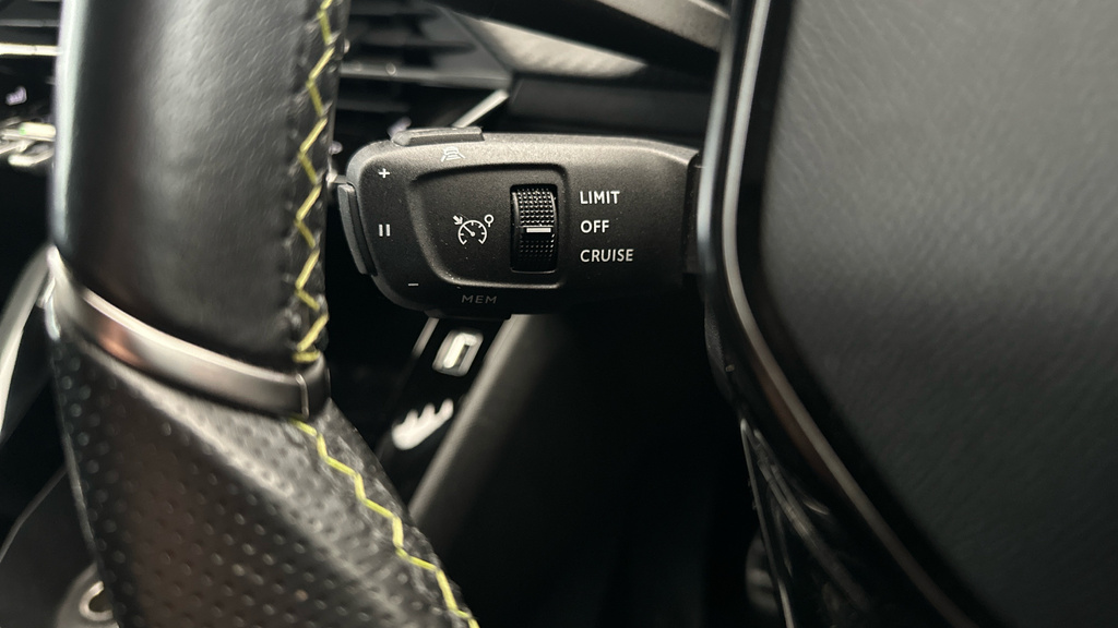 Peugeot 2008 Active Premium Blue #14