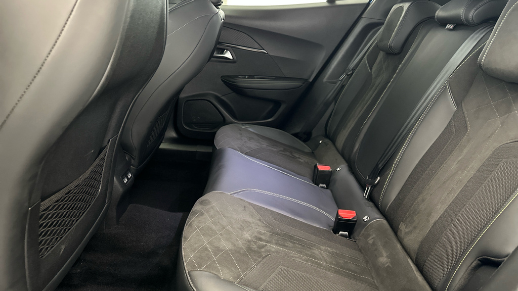 Peugeot 2008 Active Premium Blue #23