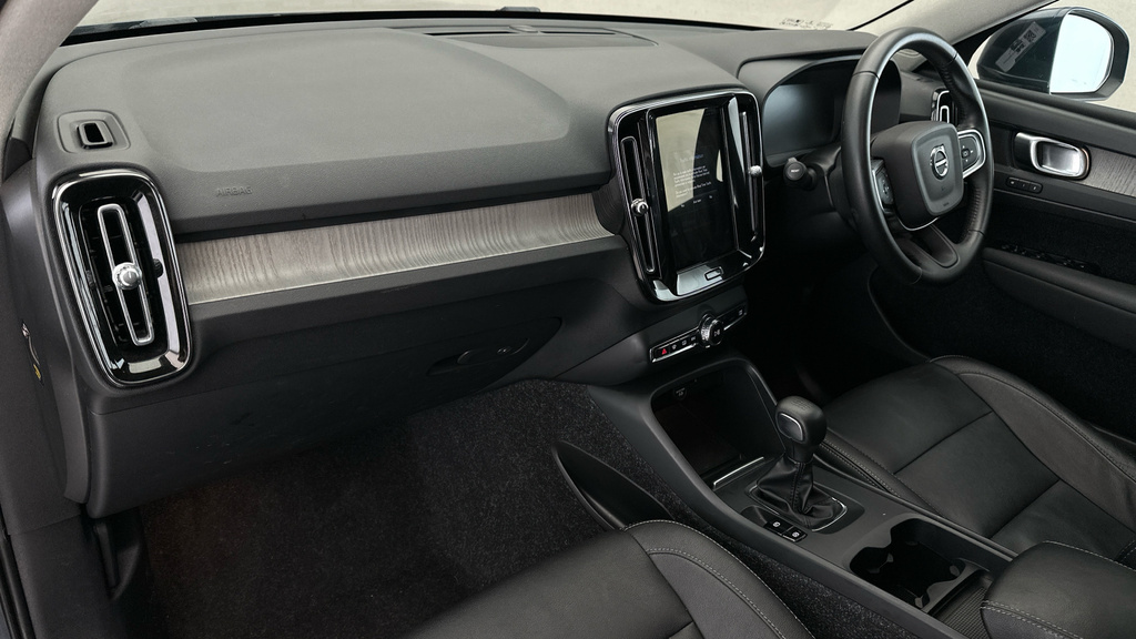 Volvo XC40 Inscription Pro Grey #13