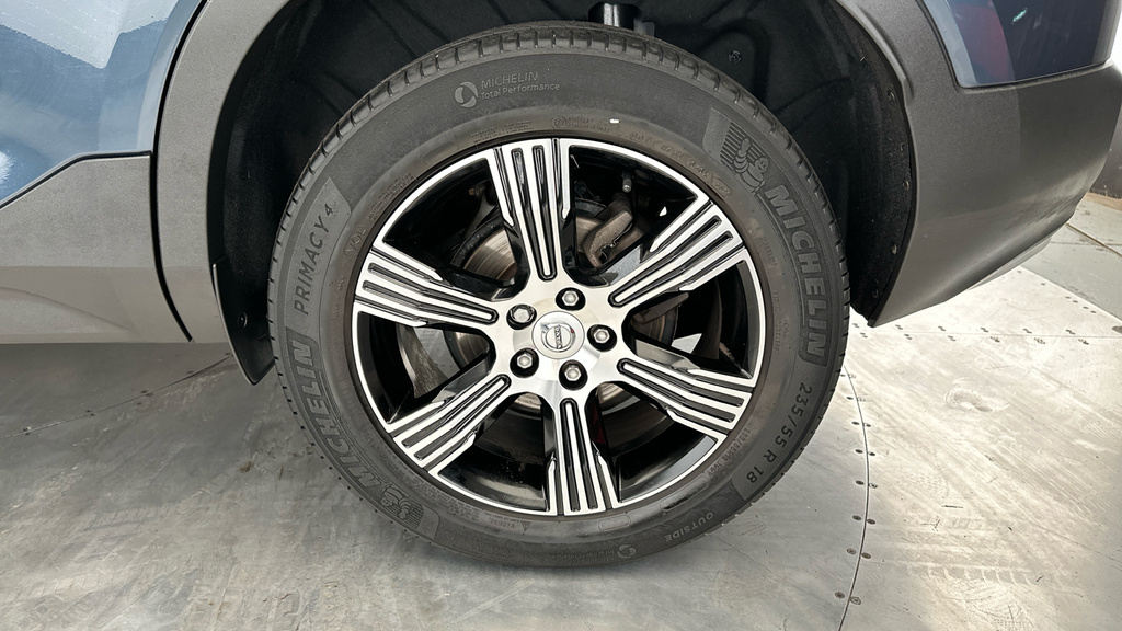 Volvo XC40 Inscription Pro Grey #25