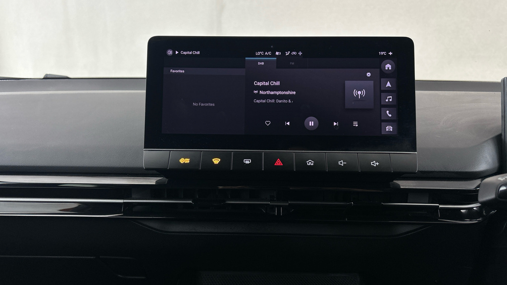 MG MG4 150Kw Trophy Ev Long Range 64Kwh Red #16
