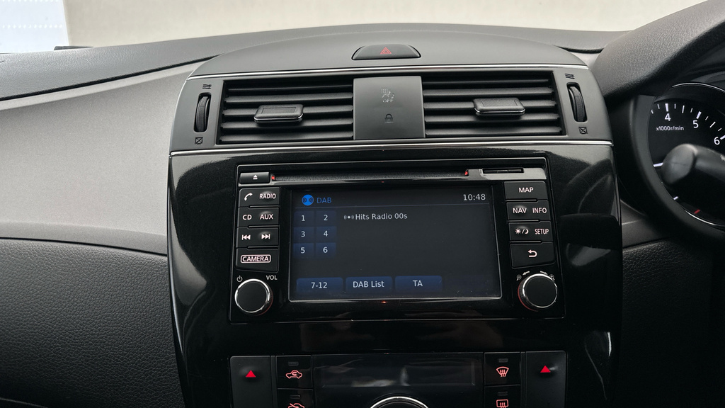 Nissan Pulsar Hatchback Grey #16