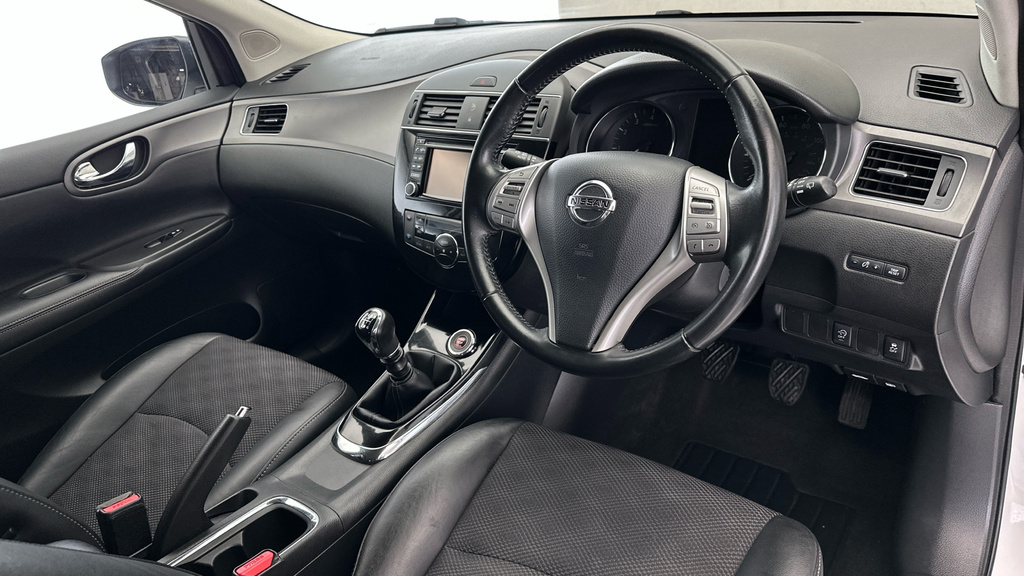 Nissan Pulsar Hatchback Grey #9