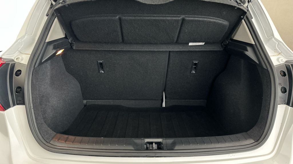 Nissan Pulsar Hatchback Grey #19