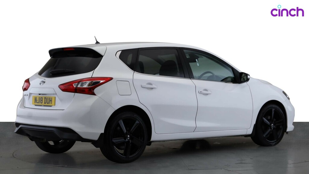 Nissan Pulsar Hatchback Grey #3
