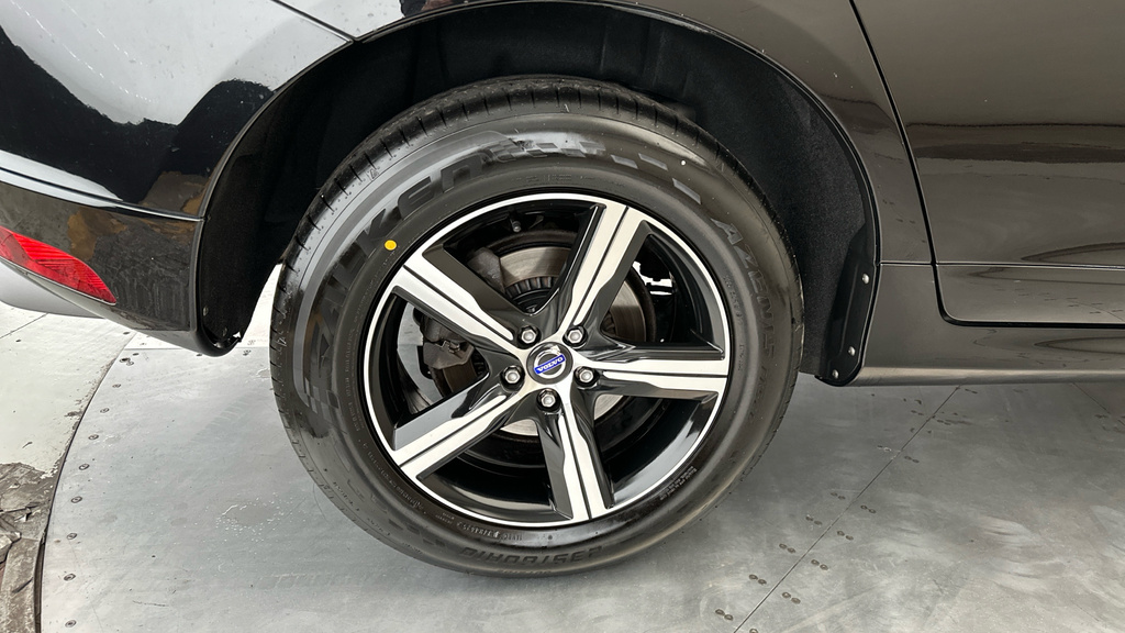 Volvo XC60 D4 R-design Nav Grey #24