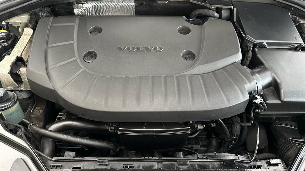 Volvo XC60 D4 R-design Nav Grey #21