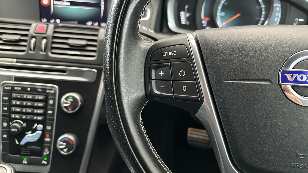 Volvo XC60 D4 R-design Nav Grey #17