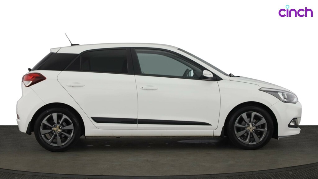 Hyundai I20 Se White #2