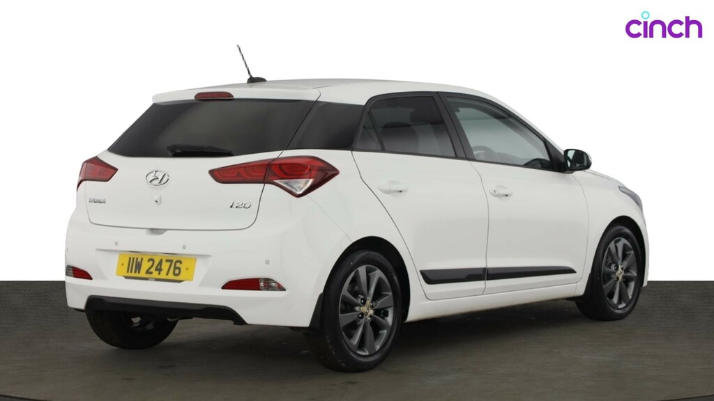 Hyundai I20 Se White #3