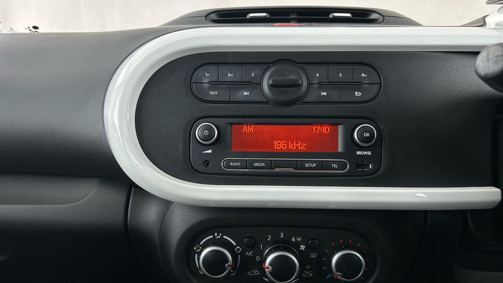 Renault Twingo 0.9L Gt 108 Bhp Orange #15