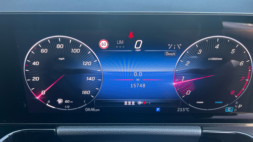 Mercedes-Benz GLA Class Gla 200 Amg Line Executive Blue #20
