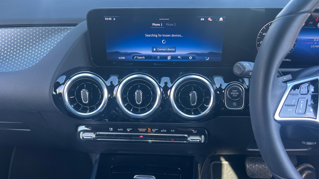 Mercedes-Benz GLA Class Gla 200 Amg Line Executive Blue #38