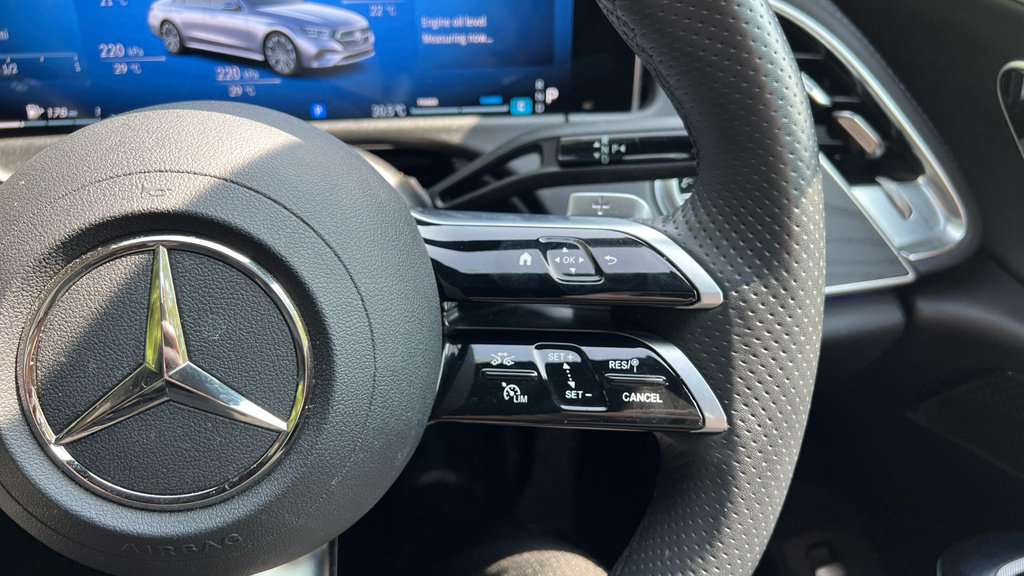 Mercedes-Benz E Class E220d Exclusive Edition 9G-tronic Silver #14