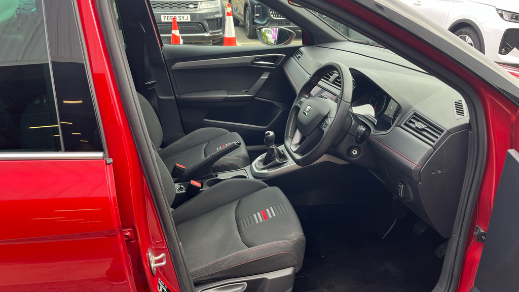 Seat Arona 1.0 Tsi Se Technology Ez White #9