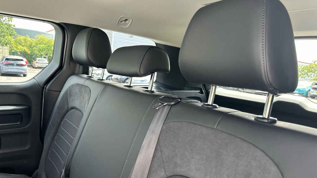Volkswagen ID.Buzz Id. Buzz 250Kw Commerce 79Kwh 4Motion White #14
