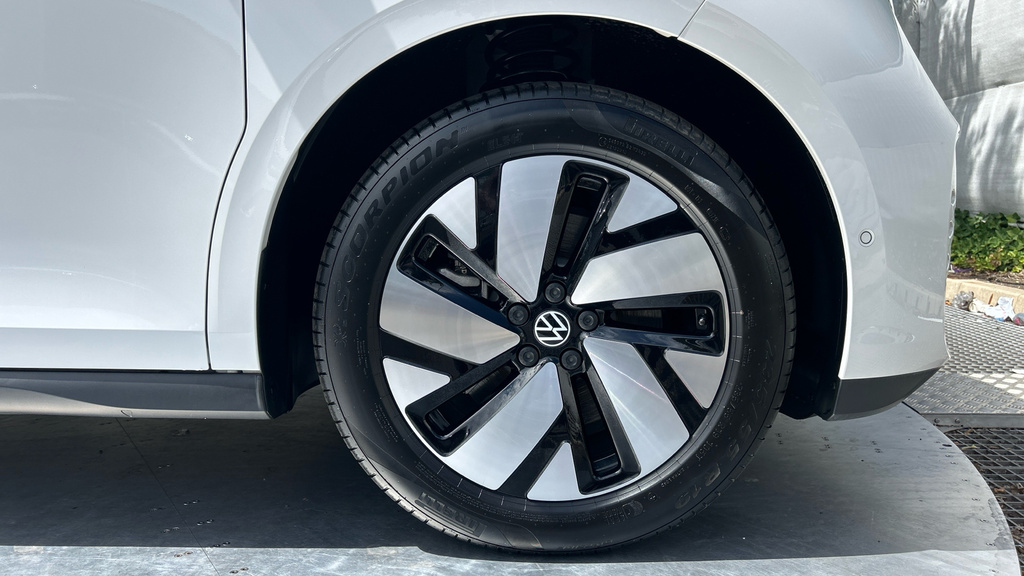 Volkswagen ID.Buzz Id. Buzz 250Kw Commerce 79Kwh 4Motion White #20