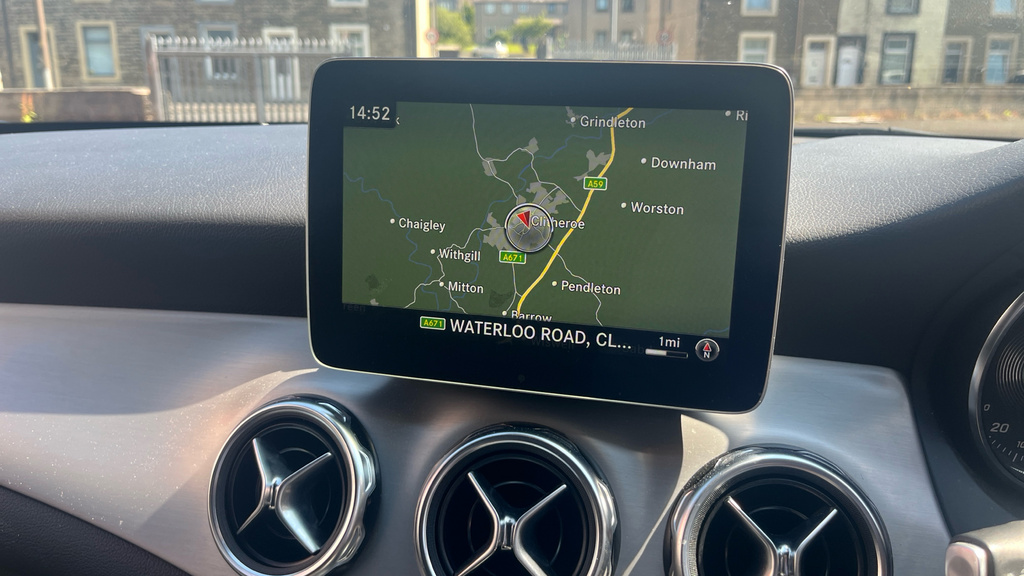 Mercedes-Benz GLA Class Gla 220 D Black #29