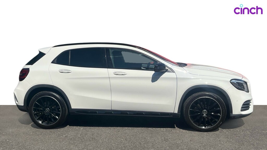 Mercedes-Benz GLA Class Gla 220 D Black #2