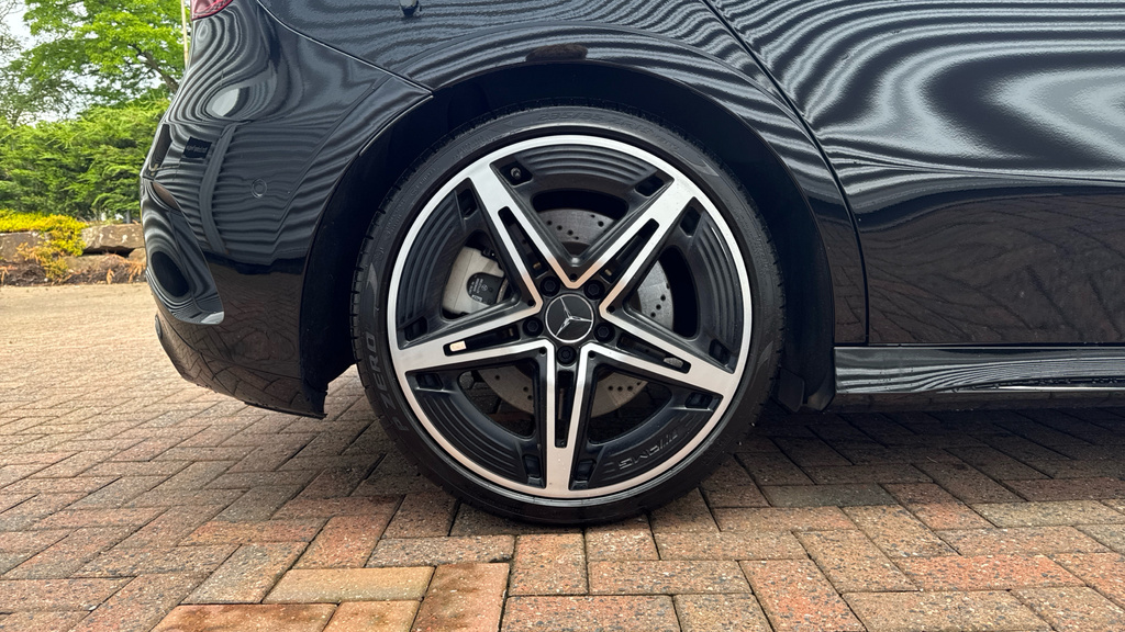 Mercedes-Benz A Class A200 Amg Line Executive Black #21