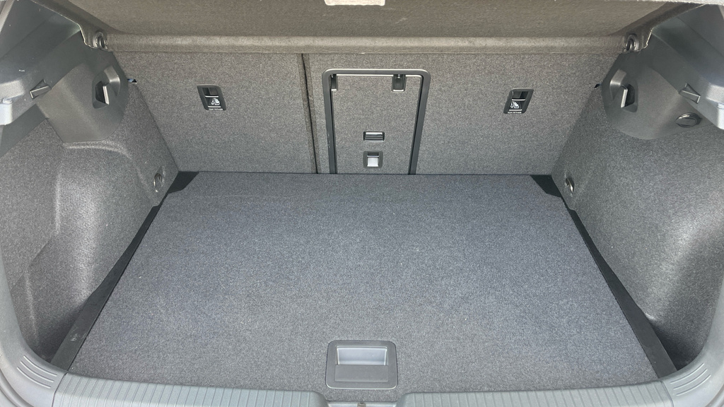 Volkswagen Golf 1.5 Tsi Match Grey #15