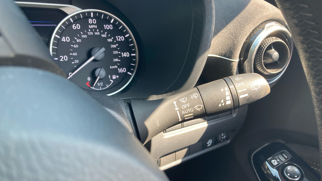 Nissan Juke Tekna Dig-t Grey #32