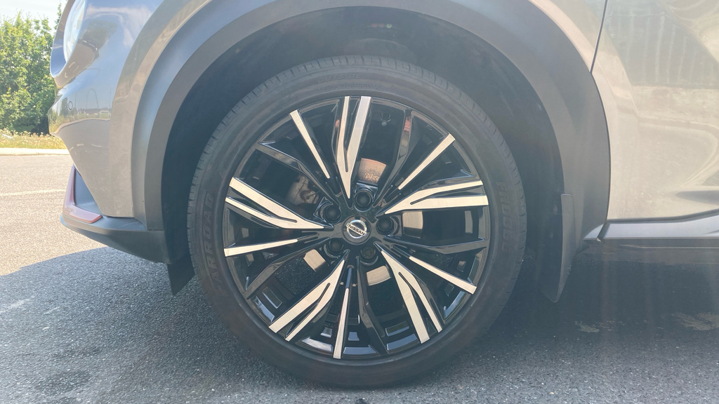 Nissan Juke Tekna Dig-t Grey #18