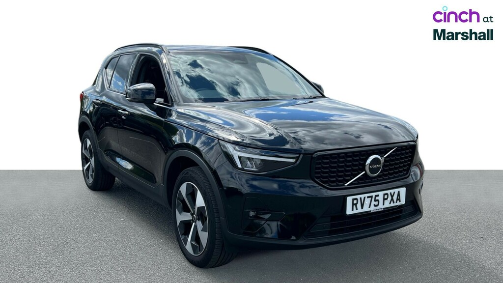 Volvo XC40 2.0 B3p Plus Black Edition Black #1