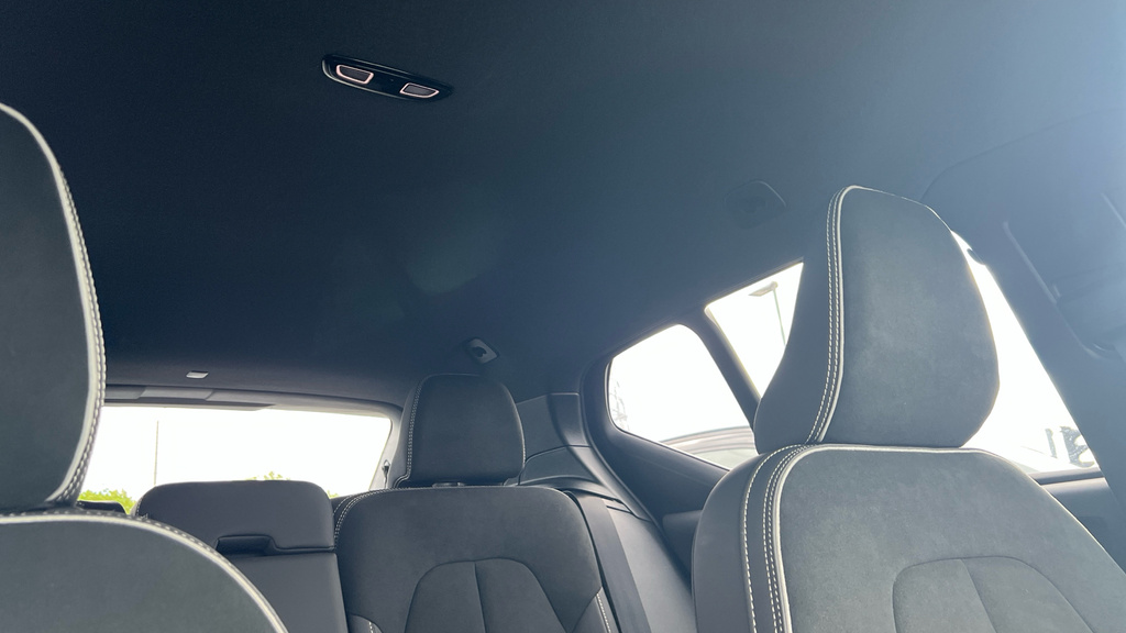 Volvo XC40 2.0 B3p Plus Black Edition Black #39