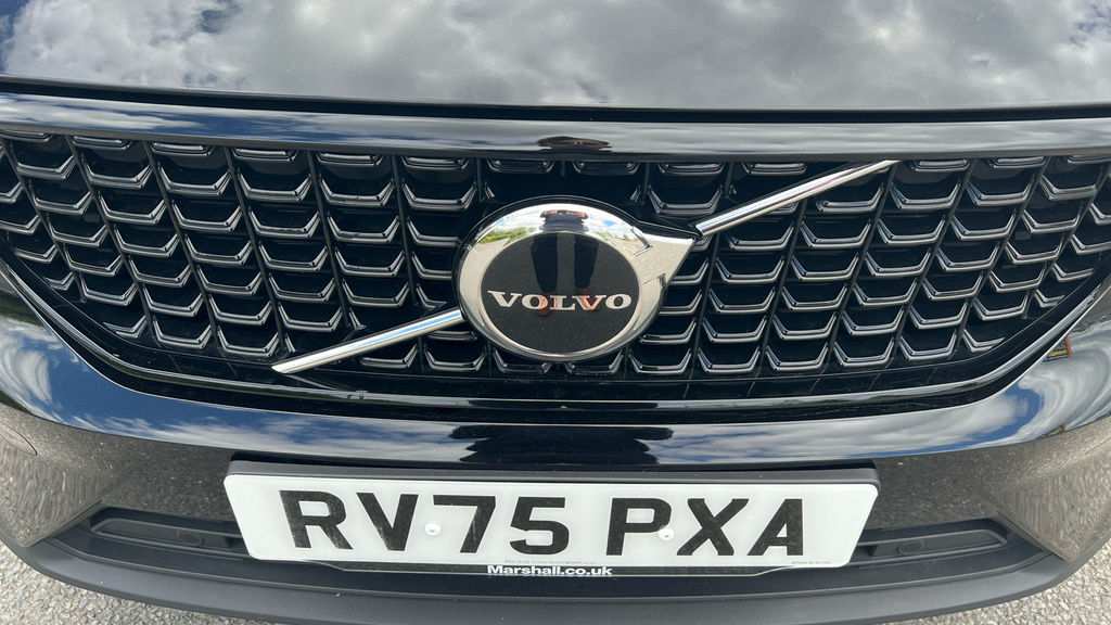Volvo XC40 2.0 B3p Plus Black Edition Black #50