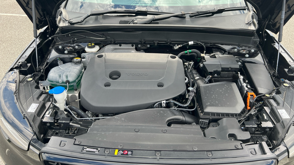 Volvo XC40 2.0 B3p Plus Black Edition Black #16