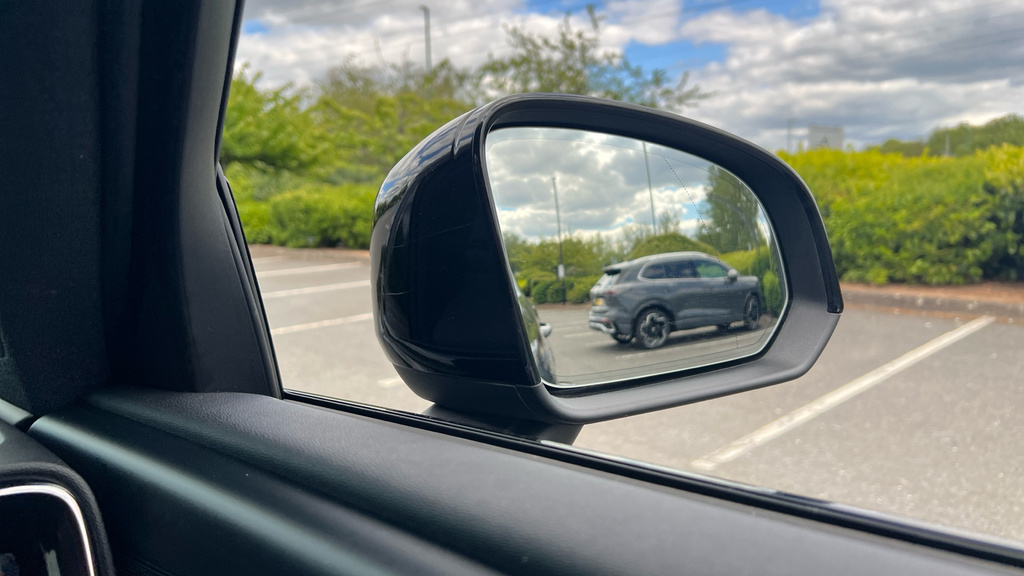 Volvo XC40 2.0 B3p Plus Black Edition Black #40