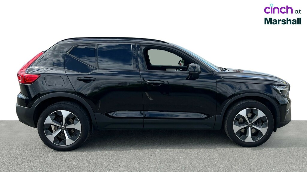 Volvo XC40 2.0 B3p Plus Black Edition Black #2
