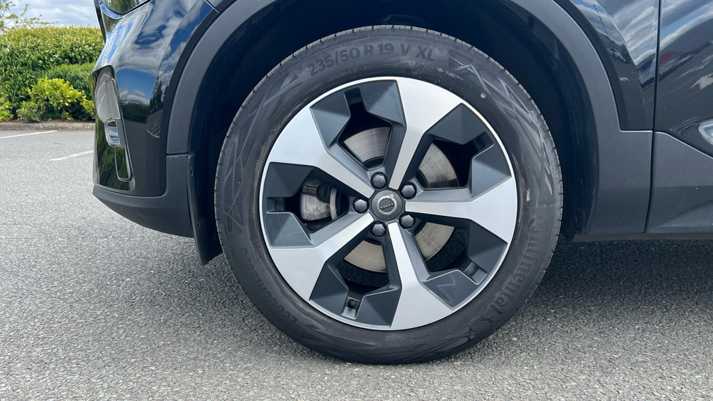 Volvo XC40 2.0 B3p Plus Black Edition Black #19